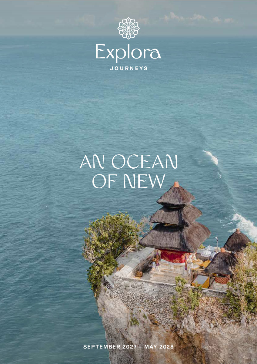 Copertina della brochure Explora Journeys settembre 2027–maggio 2028, con tempio sulla costa e oceano.